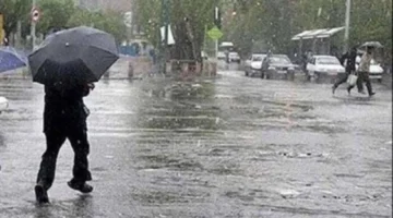 حالة الطقس اليوم أمطار غزيرة وبرق ورعد تؤثر على حركة المرور والأنشطة الخارجية 1